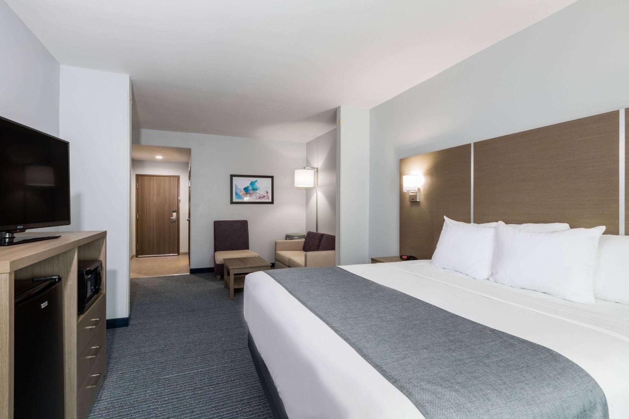 Days Inn & Suites By Wyndham Houston Nw Cypress Zewnętrze zdjęcie