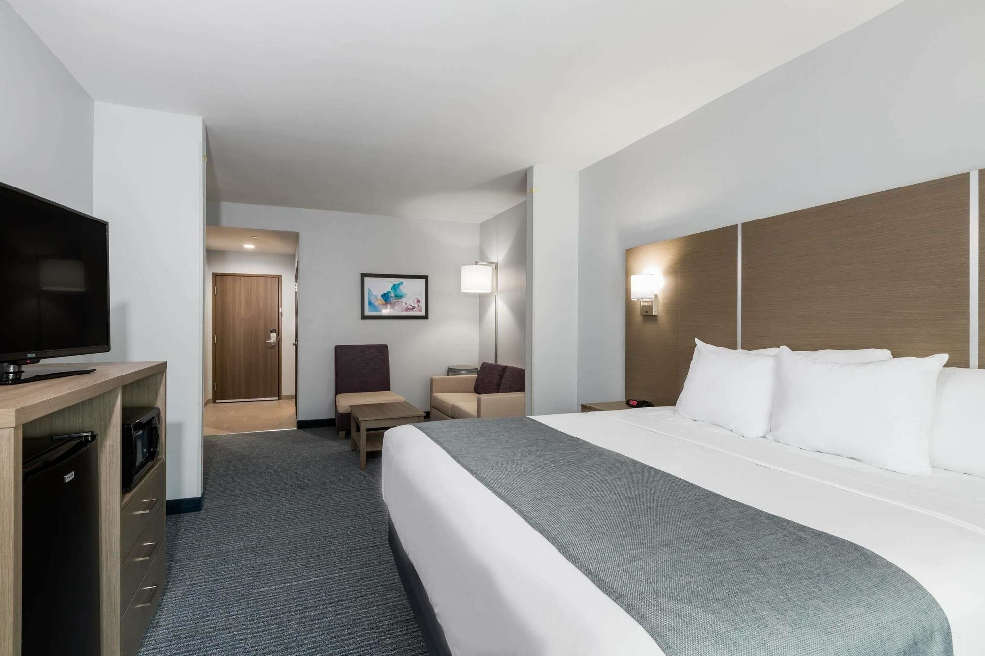 Days Inn & Suites By Wyndham Houston Nw Cypress Zewnętrze zdjęcie